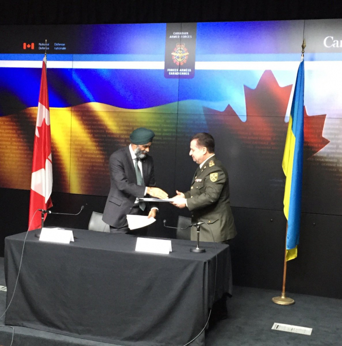 Украина и Канада подписали соглашение, которое открыло путь на канадский рынок оружия