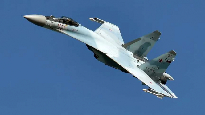 СБУ уразила винищувачі Су-35 та Су-34 на аеродромі в рф