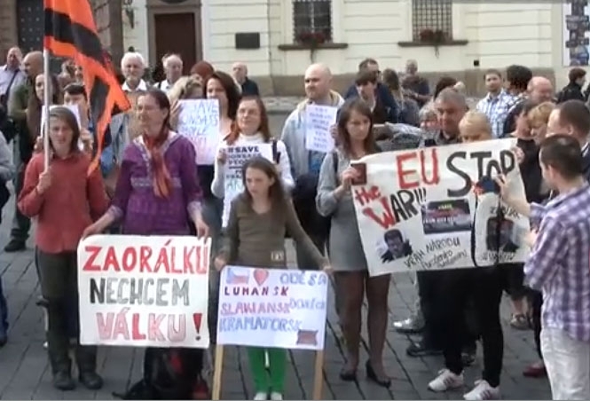 В Чехии коммунисты выступили в поддержку Путина