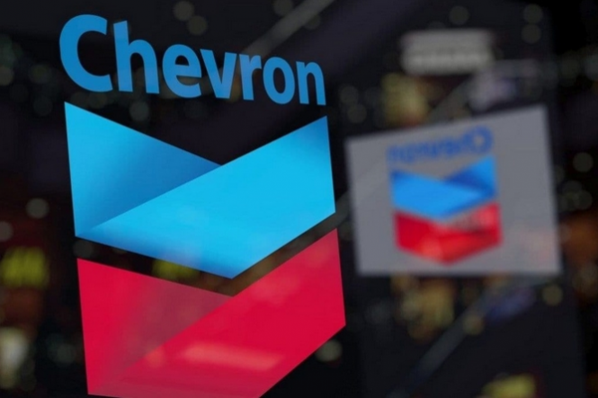 Chevron получила убыток из-за списания в 10,5 миллиарда долларов