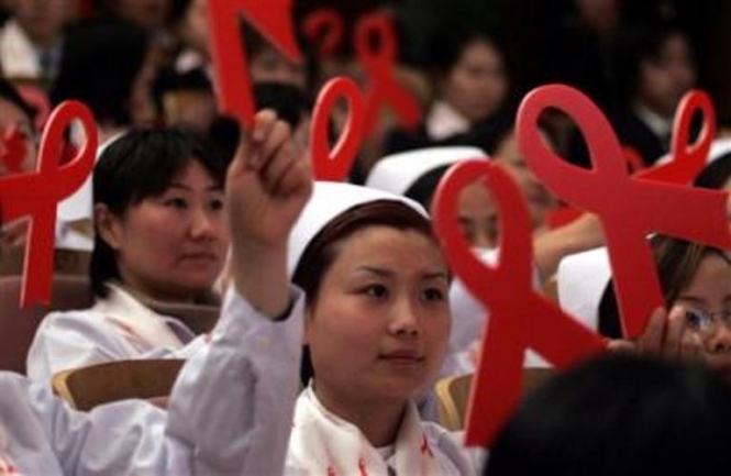 Вчені з Китаю обмежили поширення ВІЛ профілактичною терапією