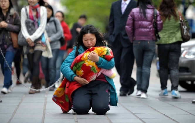У Китаї безробітне подружжя продало доньку, щоб купити iPhone