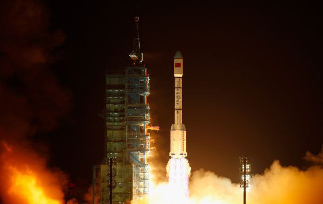 Китай запустив у космос супутник зв'язку