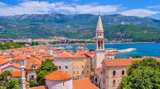 Чорногорія запроваджує обмеження на в’їзд до країни