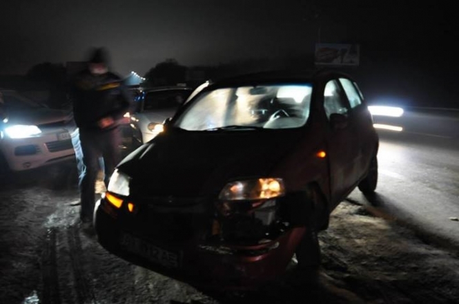 Владелец авто, из которого неизвестные напали на Черновол, причастен к Партии регионов