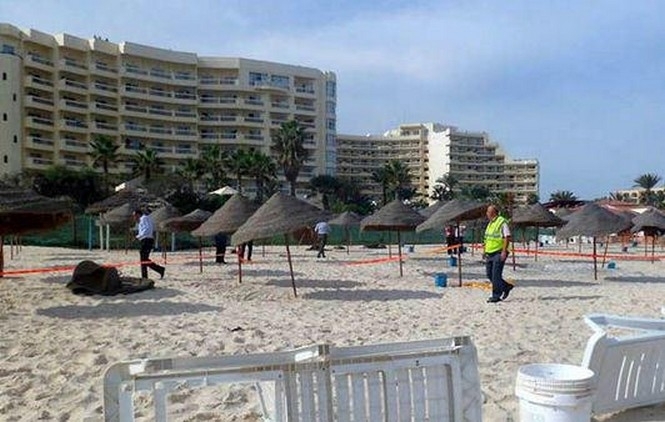 У Тунісі невідомі обстріляли туристичний готель, вбито 27 осіб