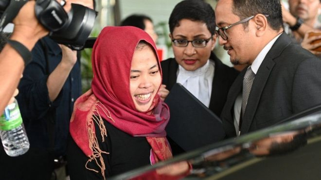 Суд в Малайзии освободил женщину, которую обвиняли в убийстве брата Ким Чен Ына