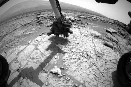 В NASA определили, почему марсоход провалил сбор почвы на Красной планете