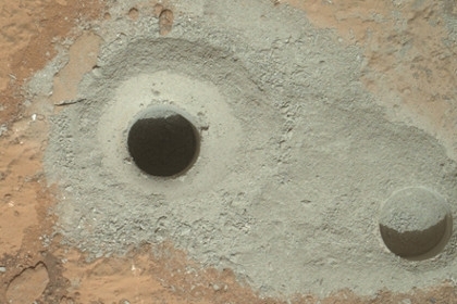 Curiosity здобув першу пробу поверхні Марса