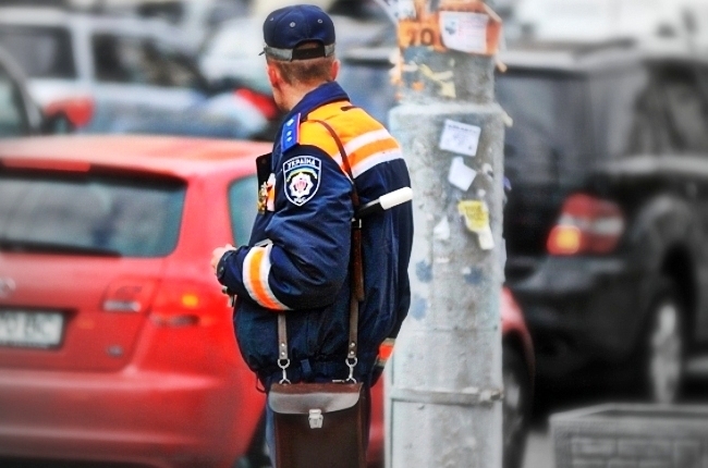 В Одессе водители прямо на дороге устроили драку со стрельбой, - МВД