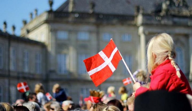 Дания хочет заставить мигрантов работать для получения соцпомощи