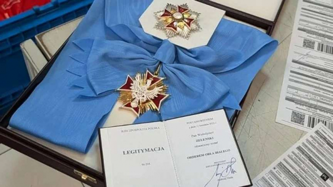 У Навроцького отримали орден Білого Орла від Зеленського