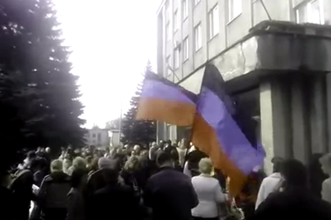 Сепаратисты захватили город Дебальцево Донецкой области - видео