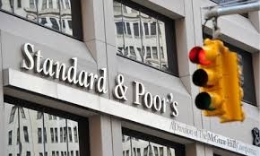 Standard & poor's существенно повысило кредитный рейтинг Украины