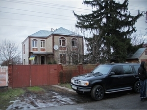 Евромайдановцы решили взять дом Черновол под охрану 