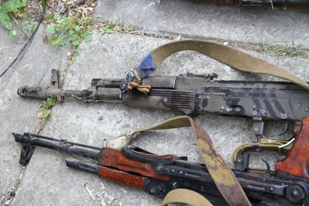 На Херсонщині затримали автомобіль терористів ДНР з повним арсеналом зброї