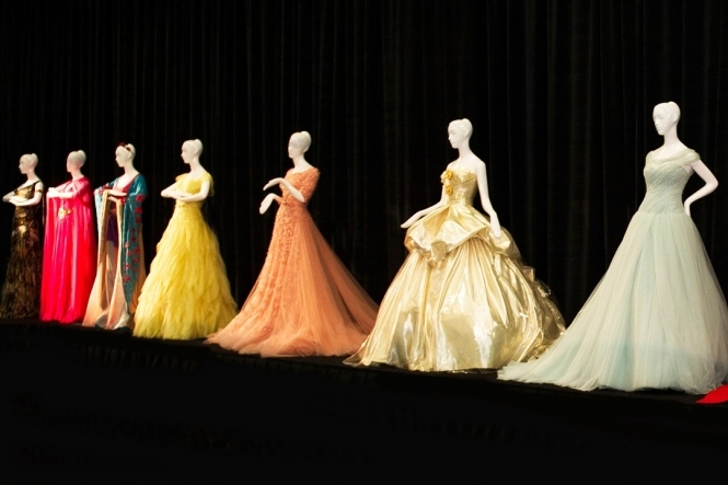 Імениті дизайнери випустять спільну колекцію суконь діснеївських принцес