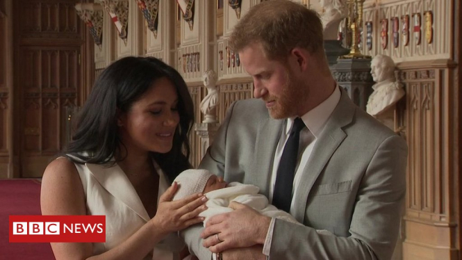 Принц Гарри и Меган Маркл впервые показали своего малыша
