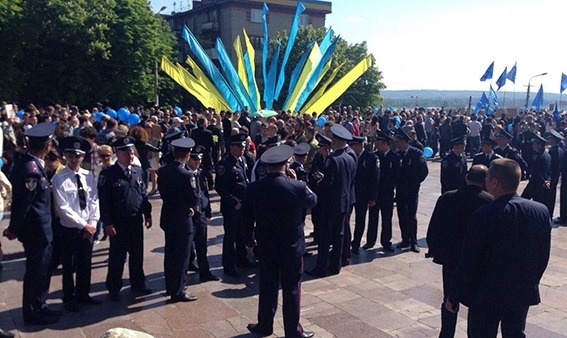 У Дніпропетровську поліція затримала сімох учасників масових акції