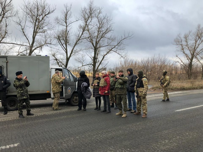 Украина забрала 13 заключенных, отбывавших наказание на оккупированной части ОРДЛО