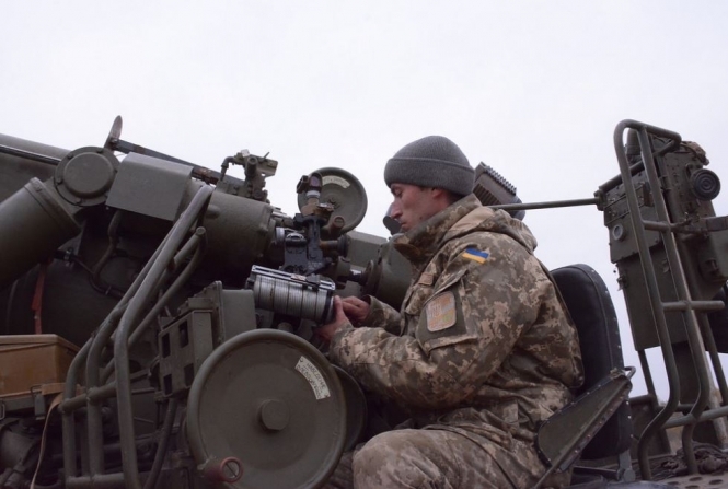 Украинские военные открыли ответный огонь в районе Широкино, - штаб АТО