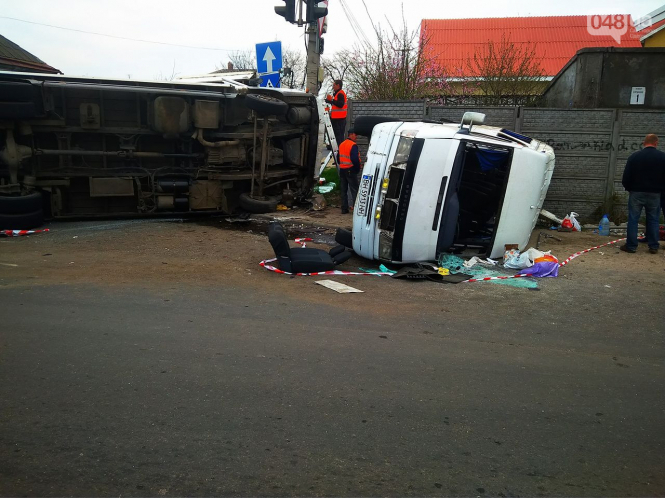 Масштабное ДТП в Одессе с участием грузовика и автобуса: 11 пострадавших - ВИДЕО