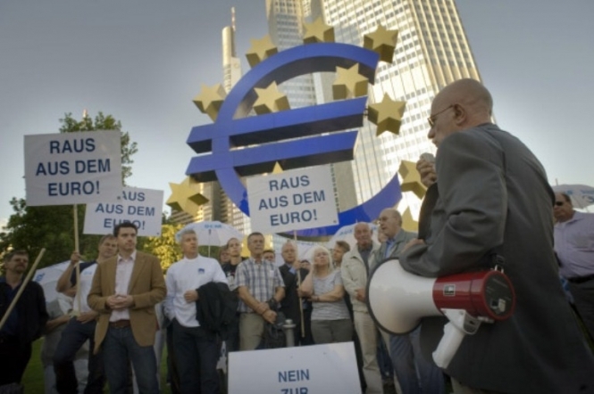 Німецькі медіа та політики критикують антикризовий план ЄЦБ