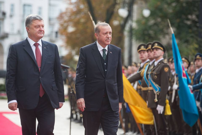 Порошенко обговорив з Ердоганом вільну торгівлю між країнами