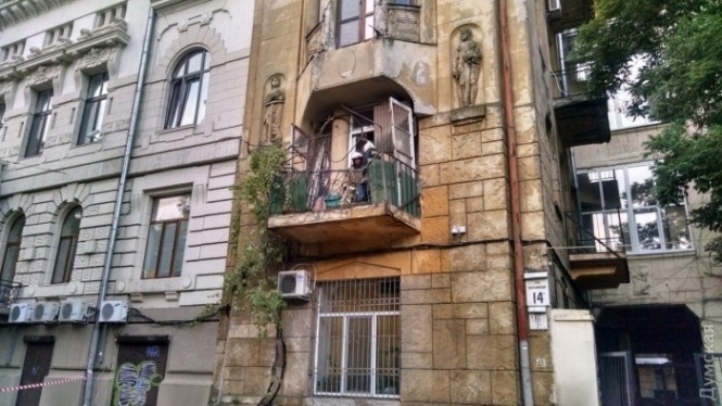 В Одессе обвалились три балкона