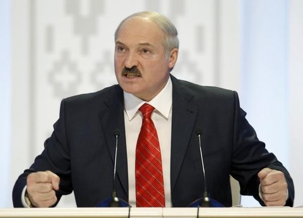 Лукашенко ввел 