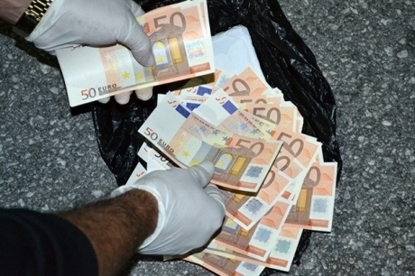 В Болгарии на дне водохранилища нашли 12 млн фальшивых евро