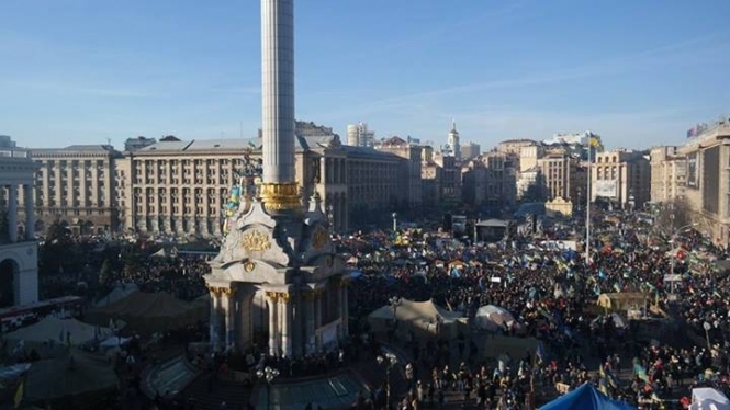 На Євромайдані вже 100 тис мітингувальників