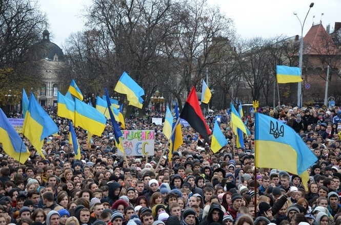 Через Євромайдан працівників мерії Львова викликають на допити