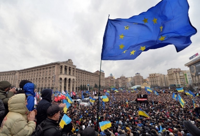 Скасування віз для українців продемонструє щирі наміри Євросоюзу допомогти Україні, - "Rzeczpospolita"