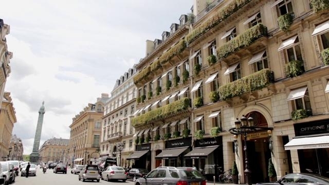 У найдорожчому готелі Парижу почався страйк працівників