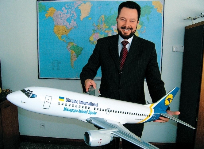 Кількість авіарейсів в повітряному просторі України підвищилась за рік на 12%