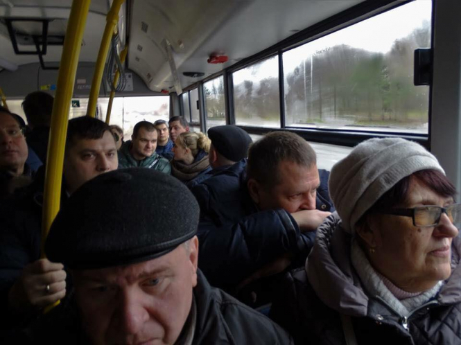 В Україні заборонили включати музику в громадському транспорті