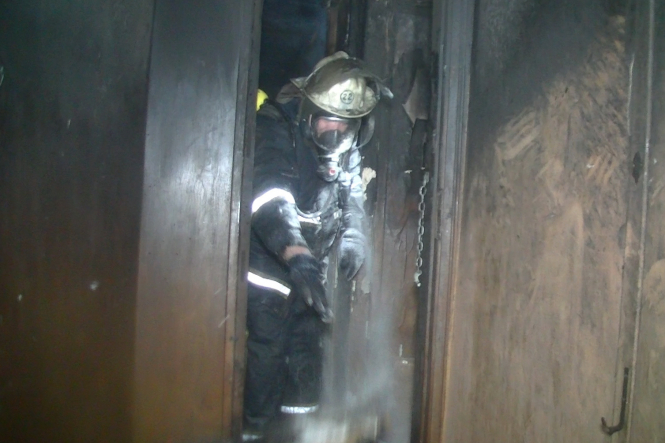 В Харькове в результате пожара в многоэтажке погибла женщина, - ВИДЕО