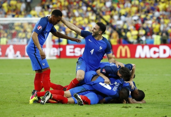 Сборная Франции обыграла Румынию в матче-открытии Евро-2016