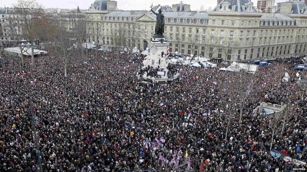 Je Suis Charlie: более миллиона человек вышли на Марш единства против террора во Франции, - трансляция