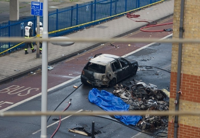 У центрі Лондона гелікоптер впав на будівельний кран: є загиблі