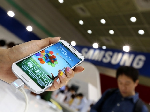 Samsung офіційно представила міні-версію Galaxy S4