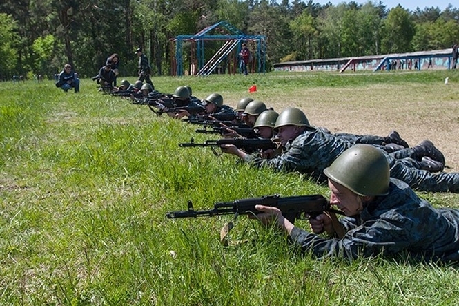 Силовики отправляют второй батальон Нацгвардии в зону АТО 