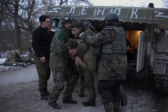 Заступник командувача аеромобільних військ особисто займається евакуацією поранених бійців