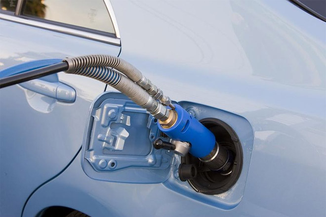 Ціни на газ для автомобілів виросли до рекордних показників