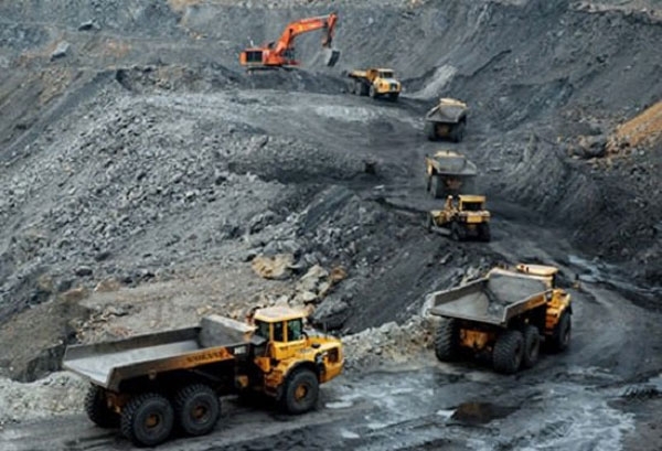 Шість державних шахт відключили від електроенергії за борги

