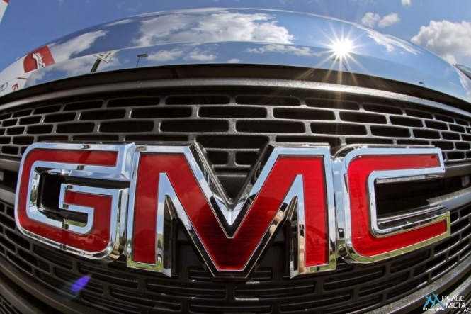 Автоконцерн General Motors зупиняє виробництво в Росії