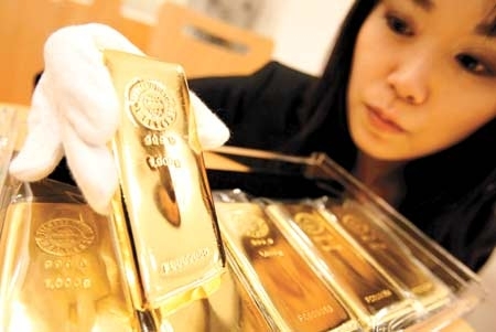 Сміттяр знайшов сім злитків золота в аеропорту Південної Кореї 