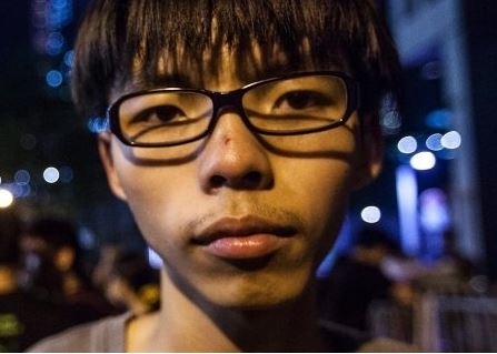 Лідером масових протестів в Гонконзі виявився 17-річний студент