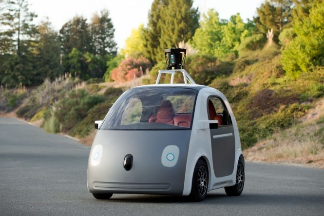 Машина, якій не треба водія: як їздить автомобіль Google